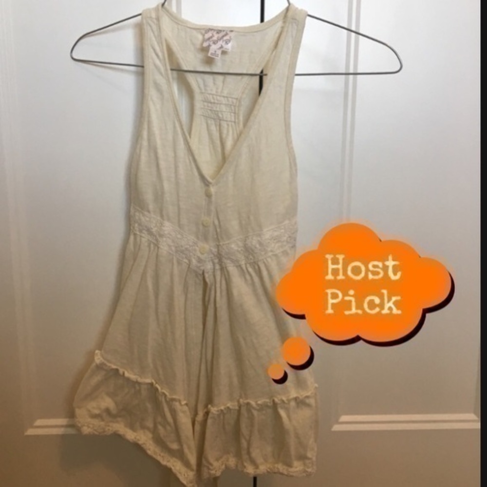 D-Signed girls size small off white fancy top
